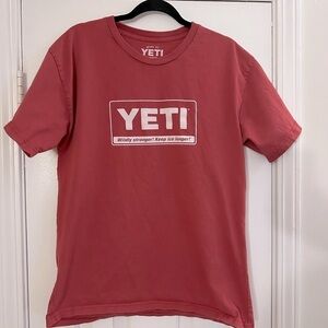 Yeti Tee T-Shirt Mens Shirt Crew Neck Tee Short Sleeve Vintage-Wash Red Sz Large
